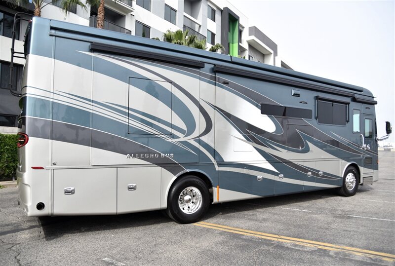 2019 Tiffin Allegro Bus 37AP - Photo 1 - Orange, CA 92867