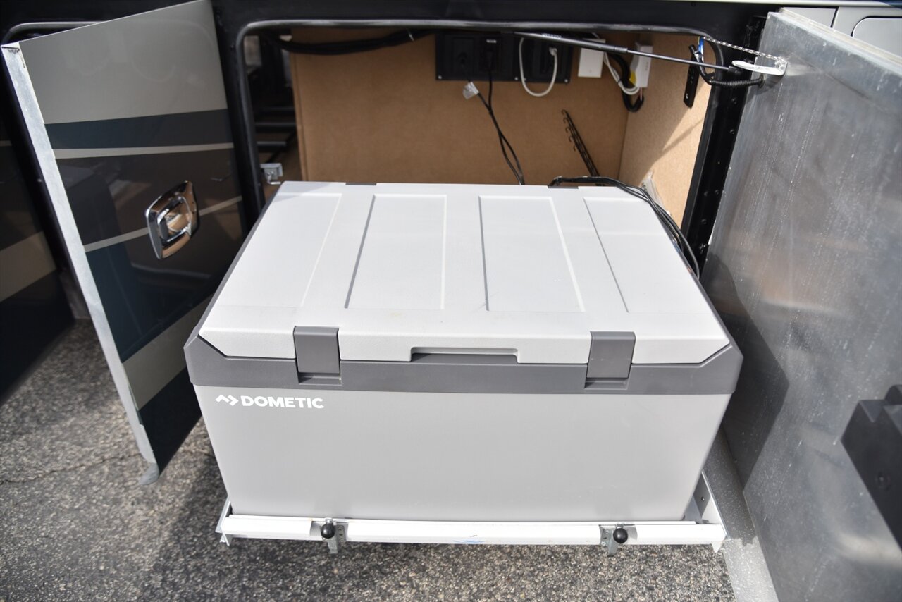 2019 Tiffin Allegro Bus 37AP - Photo 18 - Orange, CA 92867