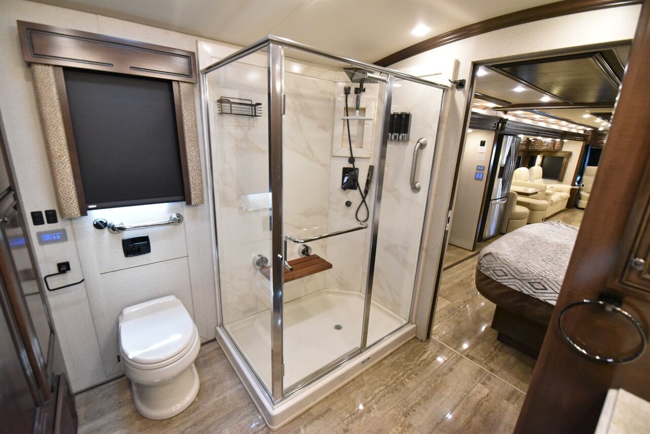 2019 Newmar Dutch Star 4369 - Photo 72 - Orange, CA 92867