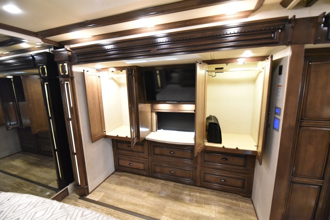 2019 Newmar Dutch Star 4369 - Photo 66 - Orange, CA 92867