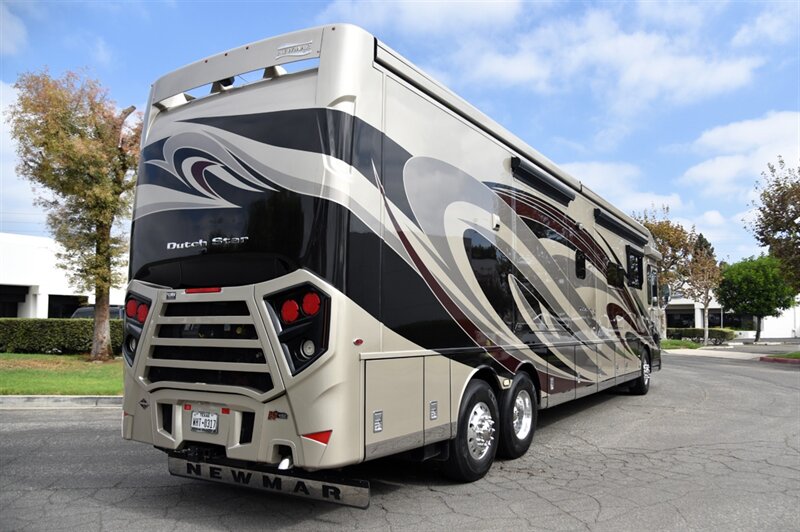2019 Newmar Dutch Star 4369 - Photo 3 - Orange, CA 92867
