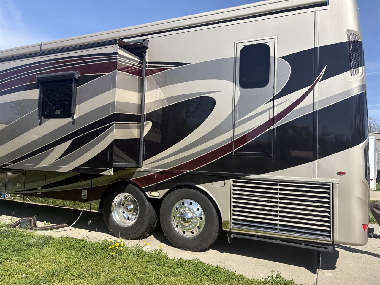 2019 Newmar Dutch Star 4369 - Photo 18 - Orange, CA 92867