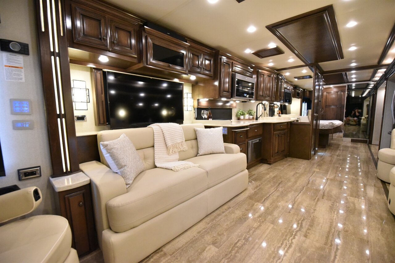 2019 Newmar Dutch Star 4369 - Photo 45 - Orange, CA 92867