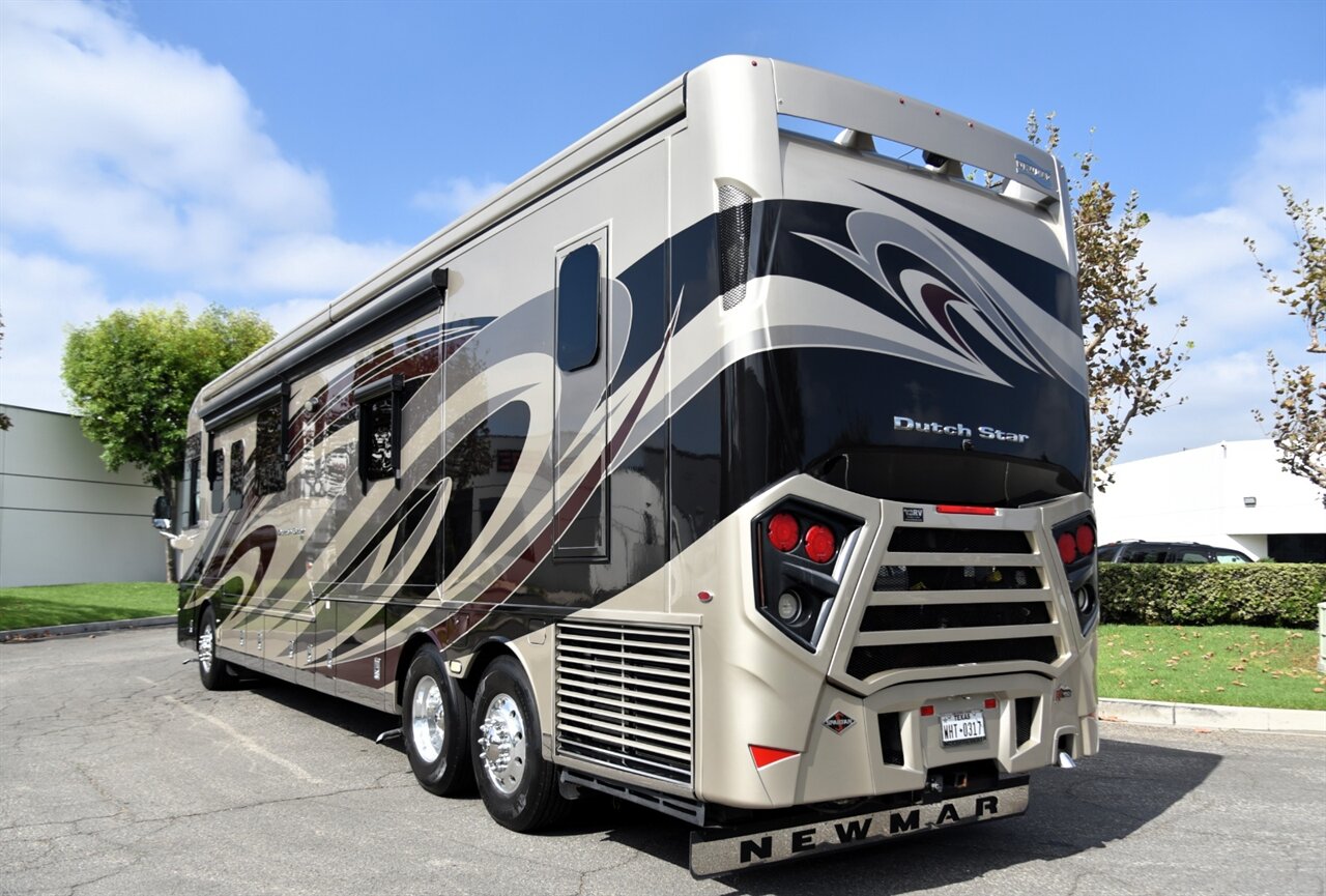2019 Newmar Dutch Star 4369 - Photo 10 - Orange, CA 92867