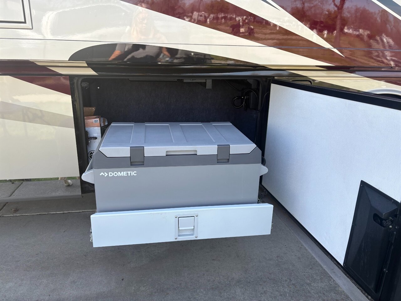 2019 Newmar Dutch Star 4369 - Photo 17 - Orange, CA 92867