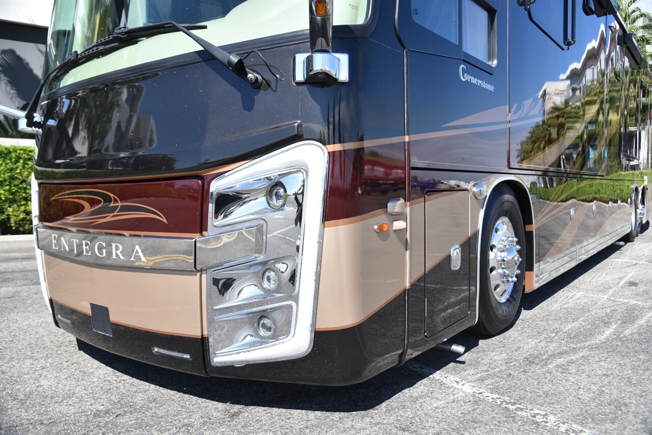 2019 Entegra Cornerstone 45F   - Photo 33 - Orange, CA 92867