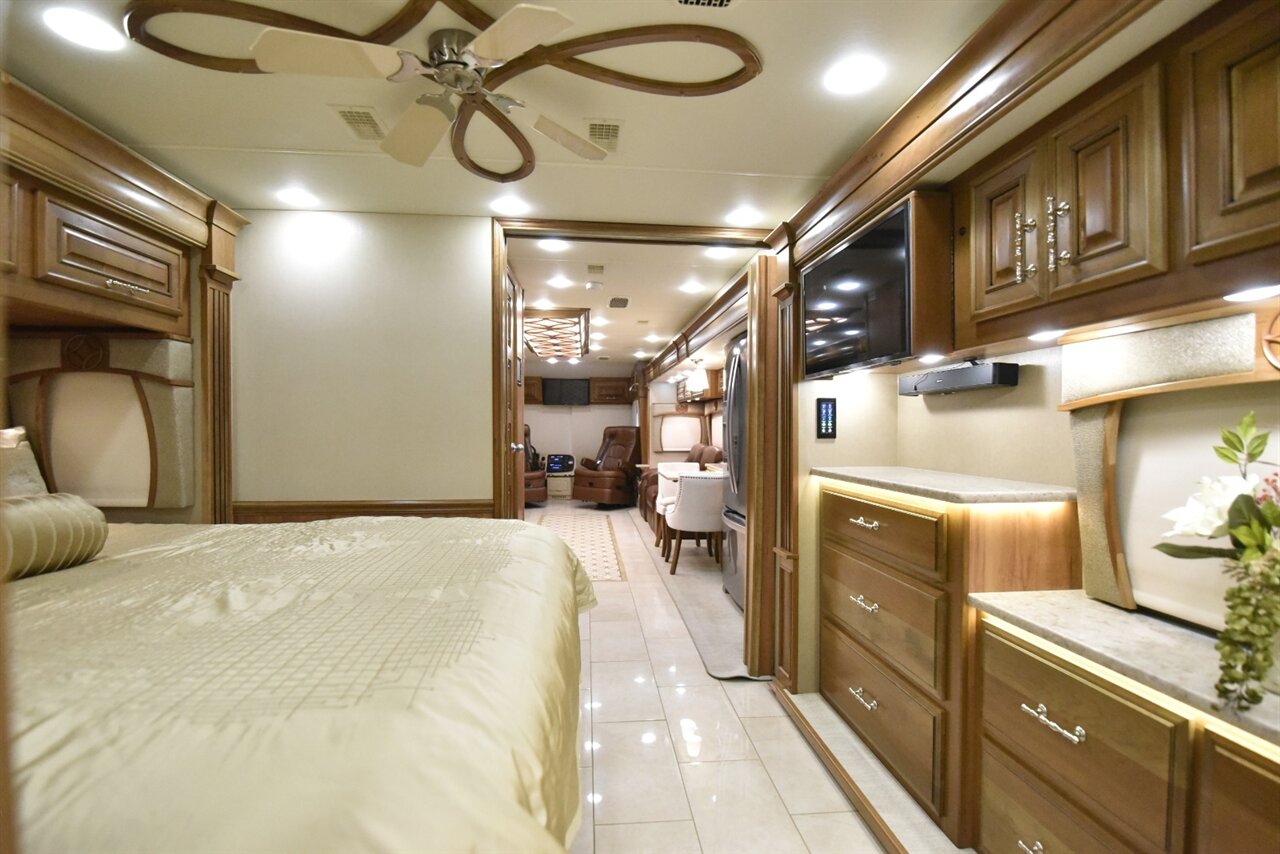2019 Entegra Cornerstone 45F   - Photo 56 - Orange, CA 92867