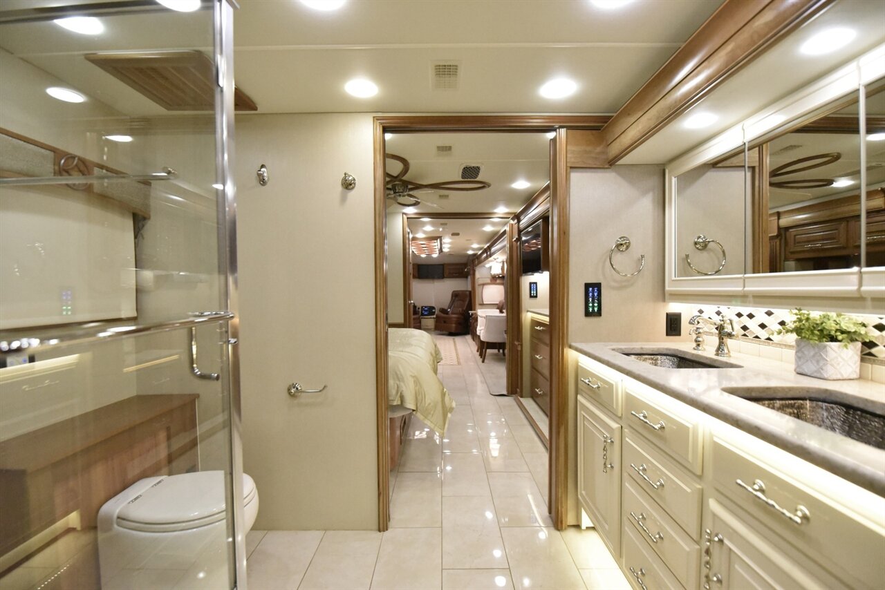 2019 Entegra Cornerstone 45F   - Photo 59 - Orange, CA 92867