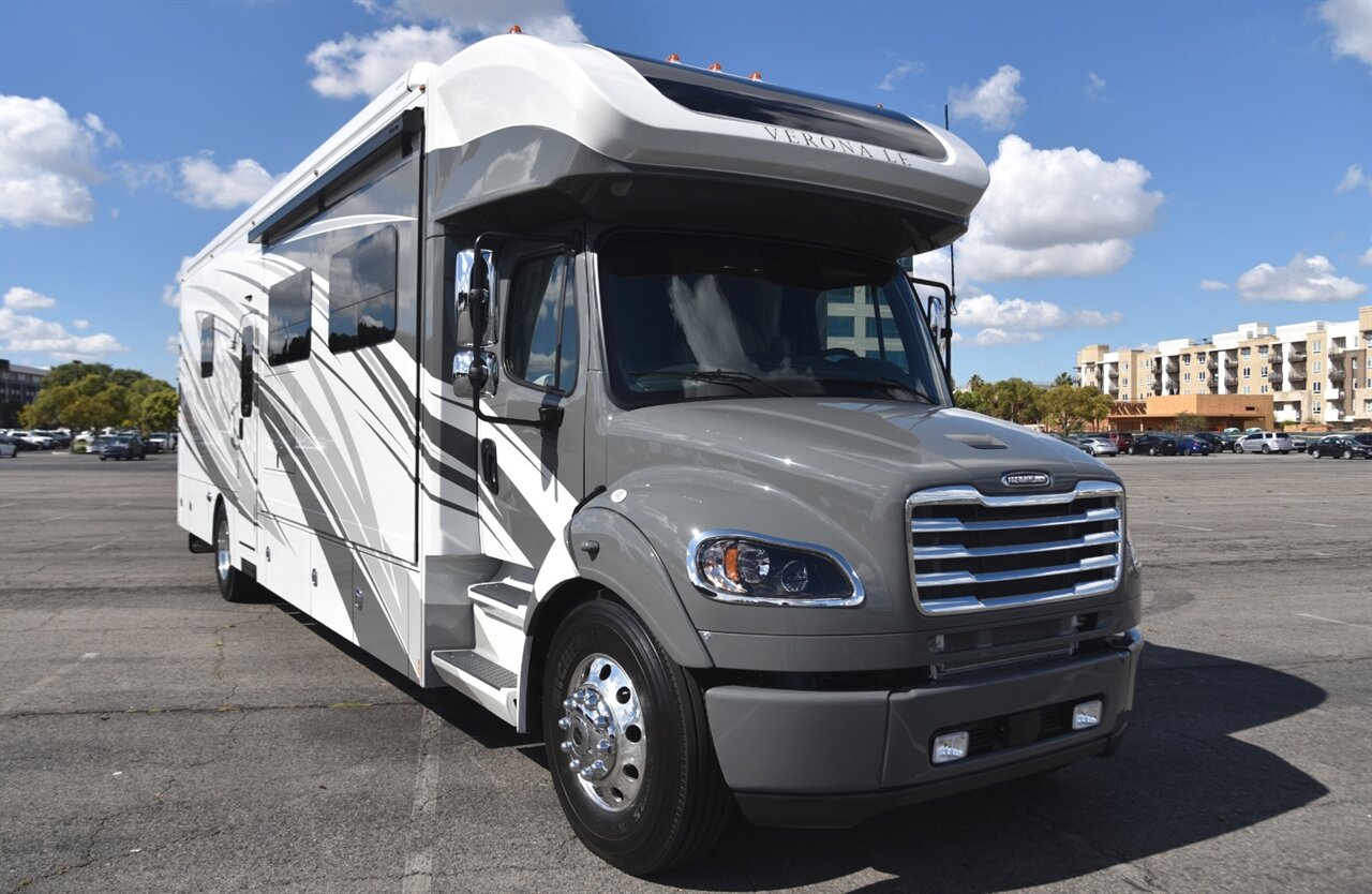 2025 Renegade Verona 40 LRB   - Photo 9 - Orange, CA 92867