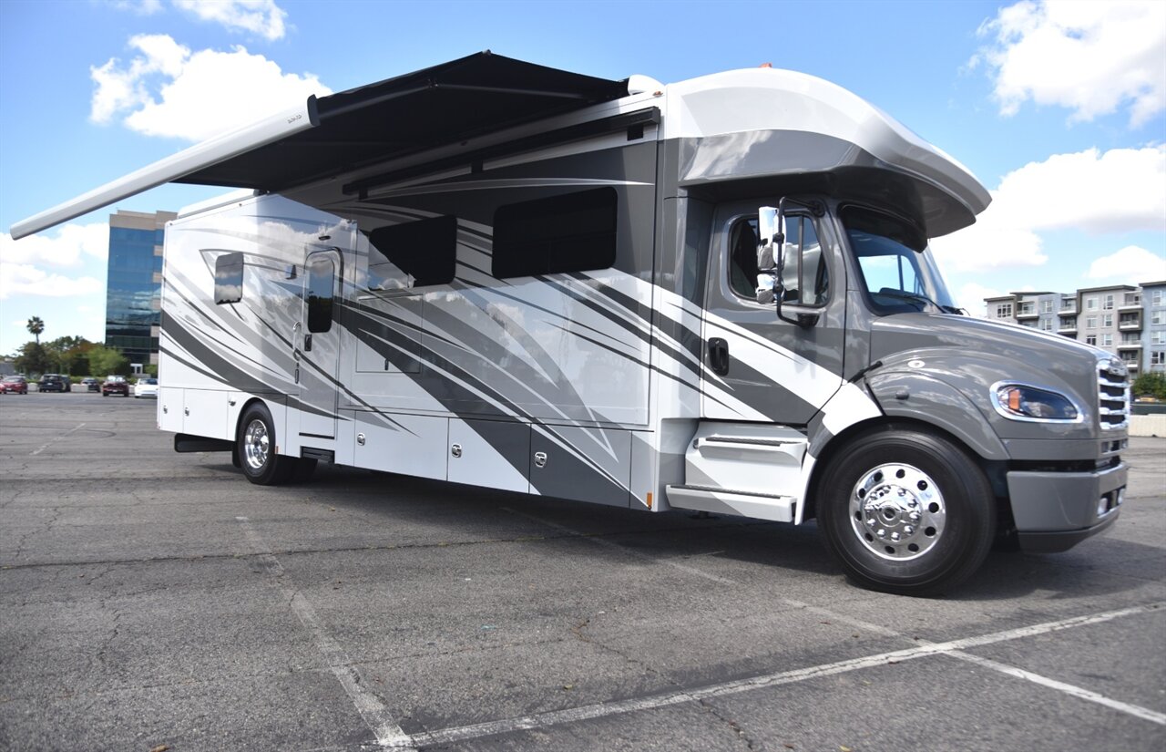 2025 Renegade Verona 40 LRB   - Photo 13 - Orange, CA 92867