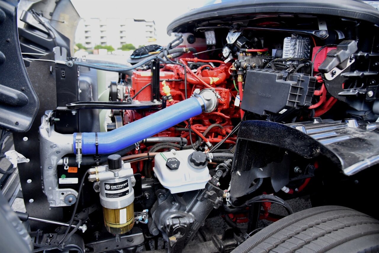 2025 Renegade Verona 40 LRB   - Photo 28 - Orange, CA 92867