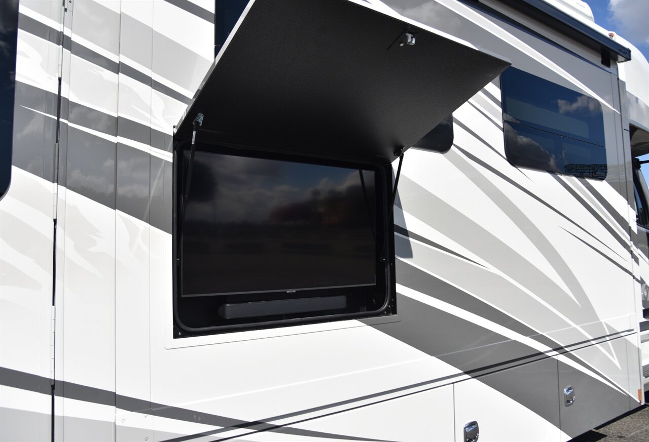 2025 Renegade Verona 40 LRB   - Photo 15 - Orange, CA 92867