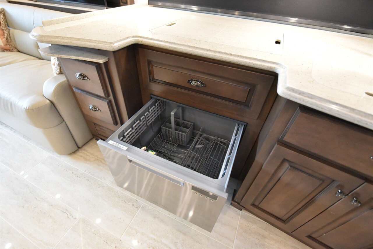 2022 Newmar Dutch Star   - Photo 30 - Orange, CA 92867