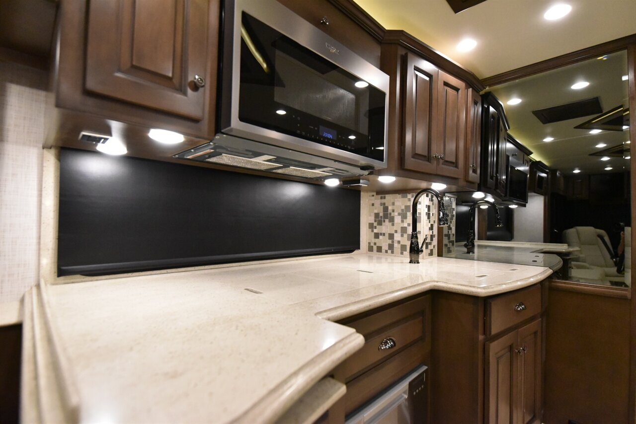 2022 Newmar Dutch Star   - Photo 27 - Orange, CA 92867