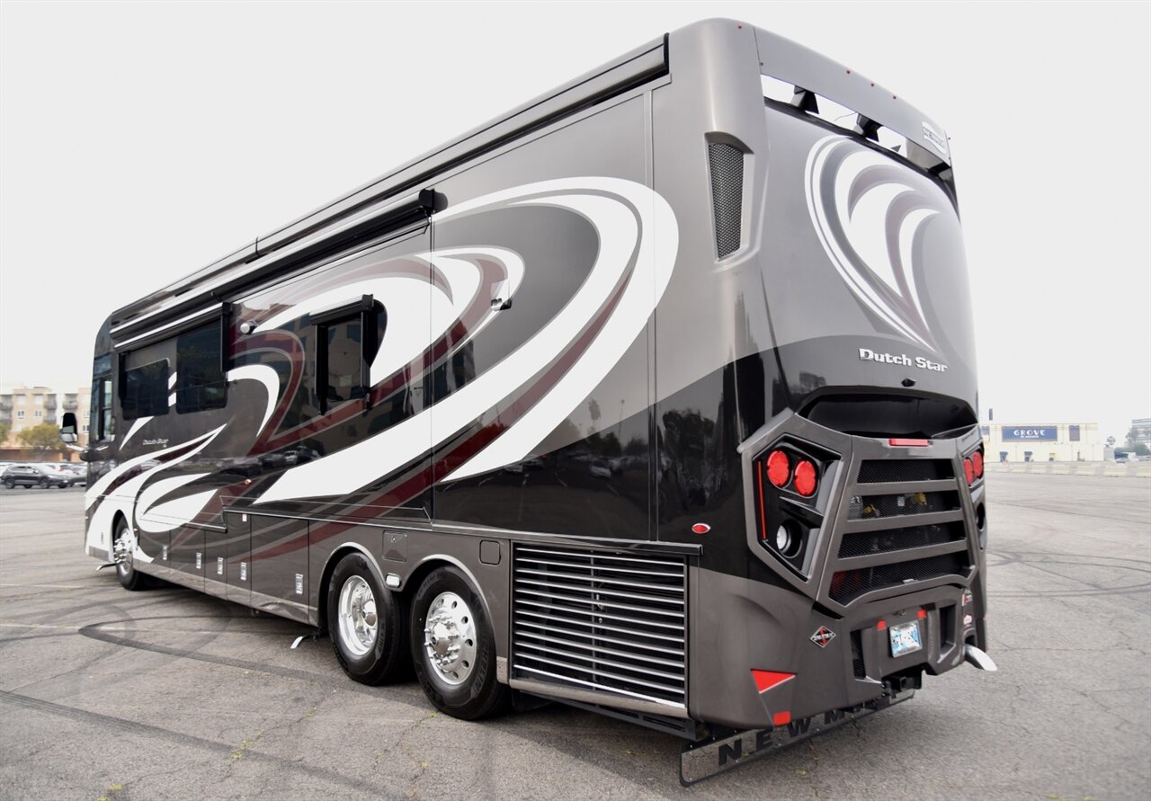 2022 Newmar Dutch Star   - Photo 5 - Orange, CA 92867