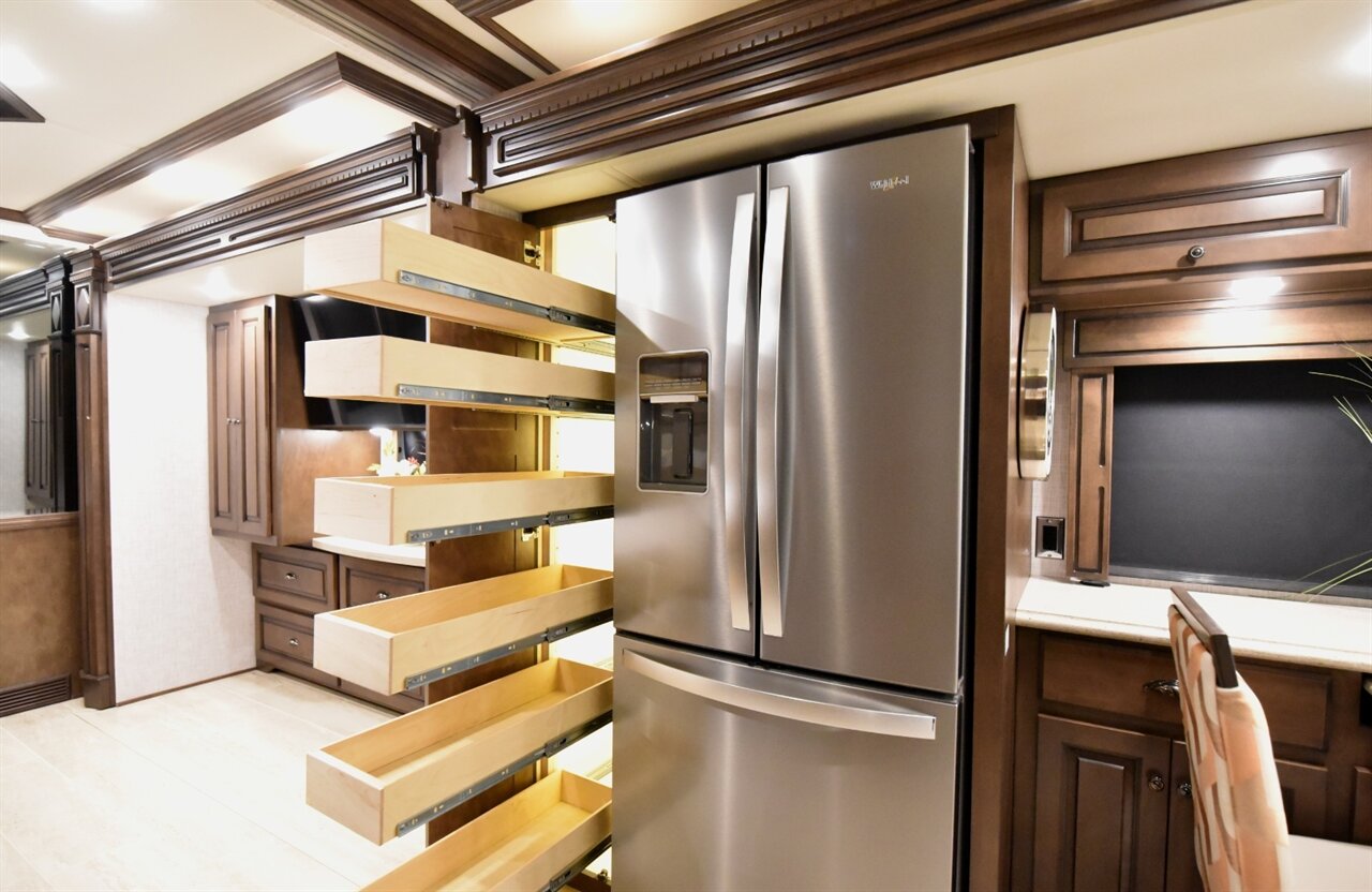 2022 Newmar Dutch Star   - Photo 32 - Orange, CA 92867