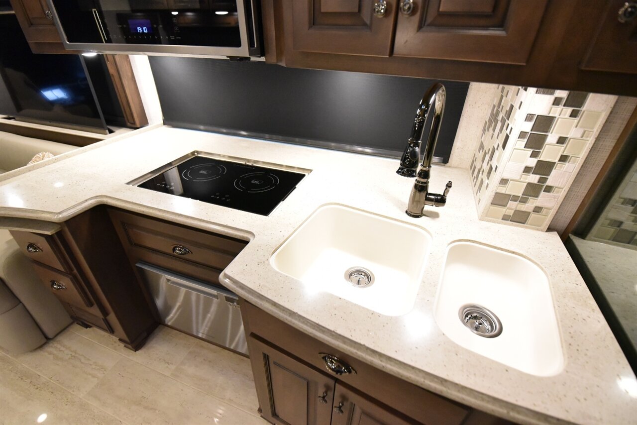 2022 Newmar Dutch Star   - Photo 29 - Orange, CA 92867