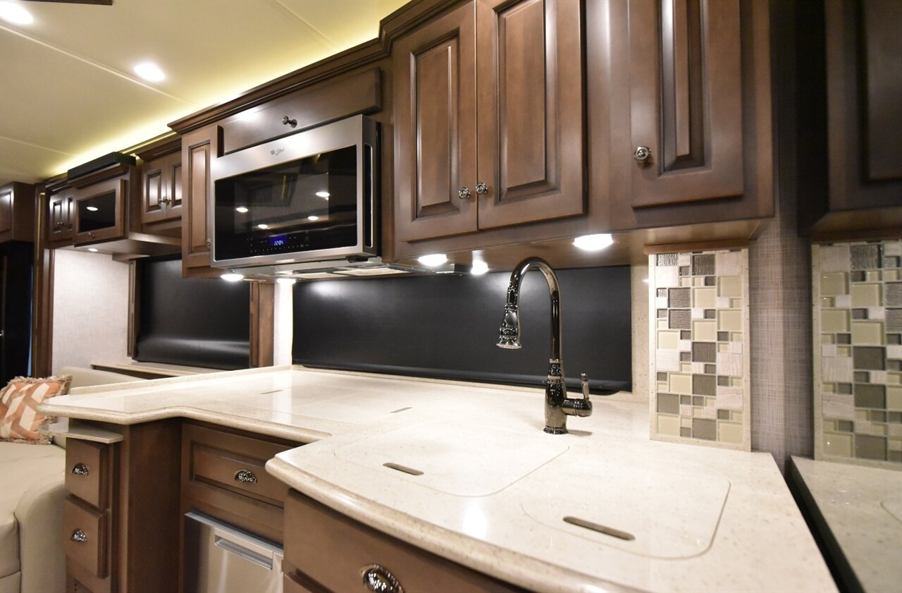 2022 Newmar Dutch Star   - Photo 28 - Orange, CA 92867