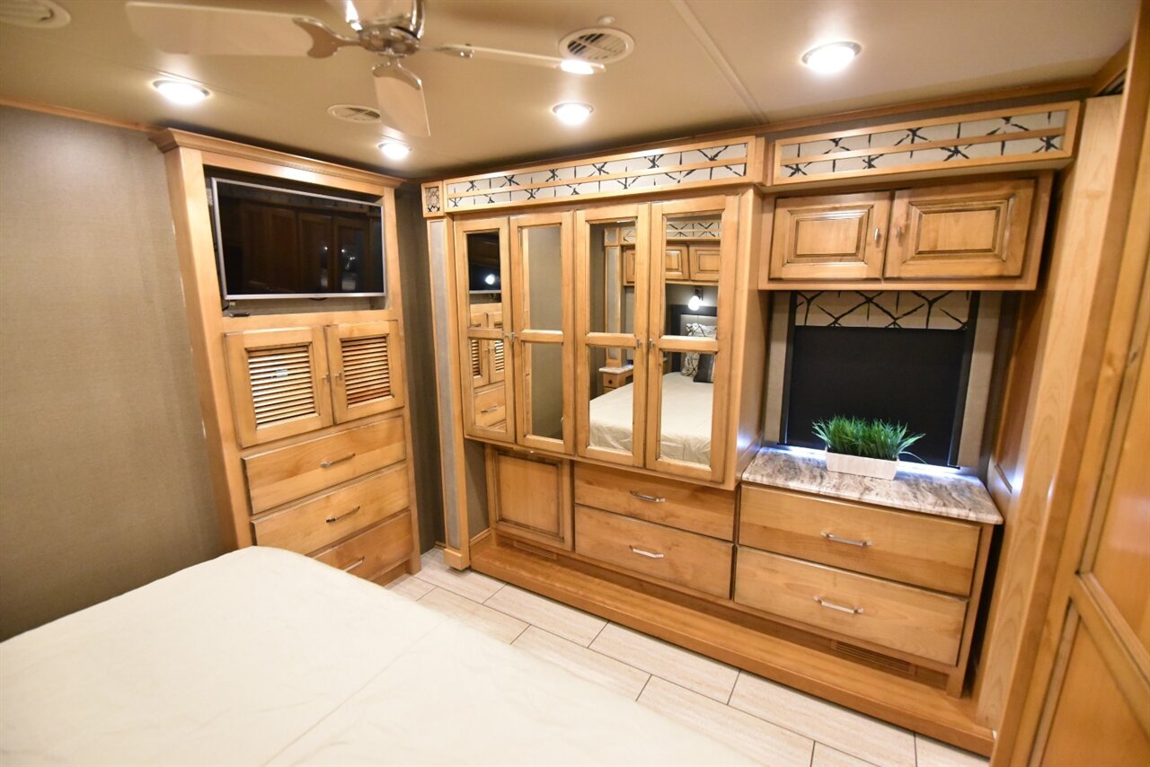 2019 Tiffin Allegro Open Road - Photo 73 - Orange, CA 92867