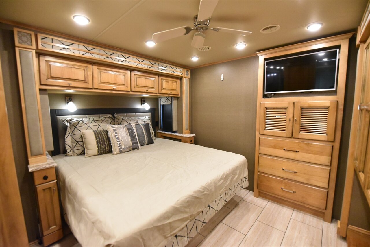2019 Tiffin Allegro Open Road - Photo 71 - Orange, CA 92867