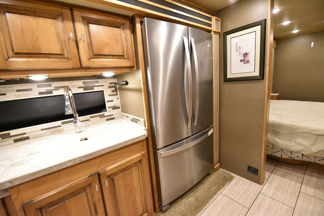 2019 Tiffin Allegro Open Road - Photo 63 - Orange, CA 92867