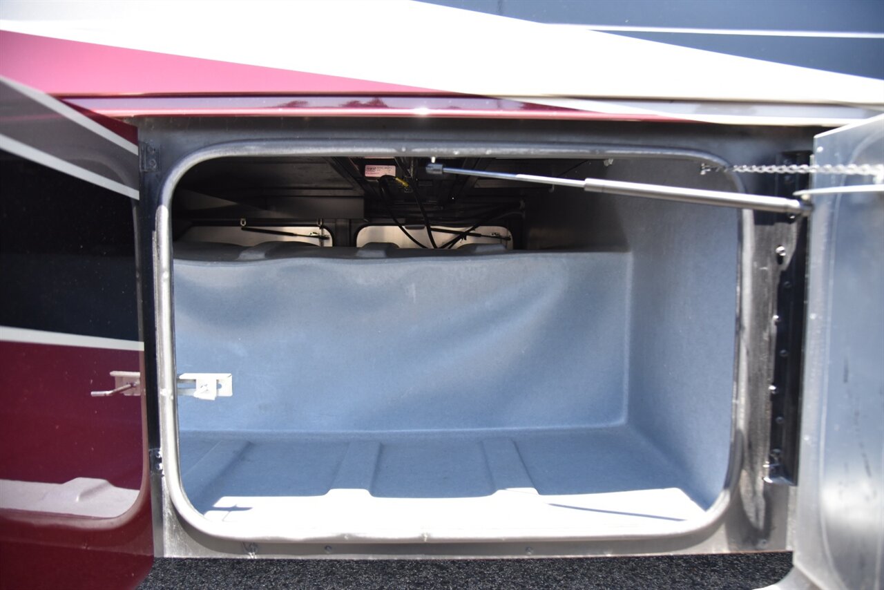 2019 Tiffin Allegro Open Road - Photo 23 - Orange, CA 92867