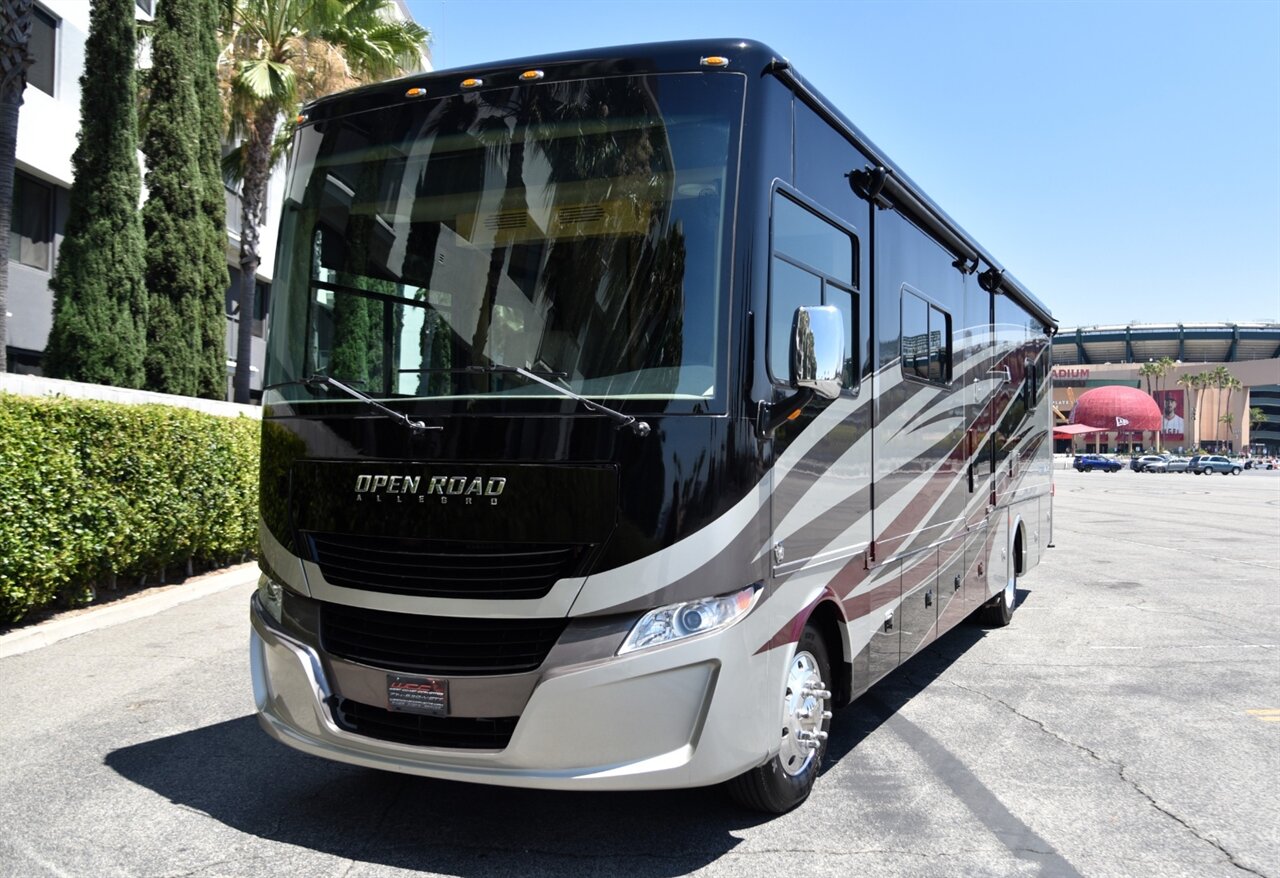 2019 Tiffin Allegro Open Road - Photo 16 - Orange, CA 92867