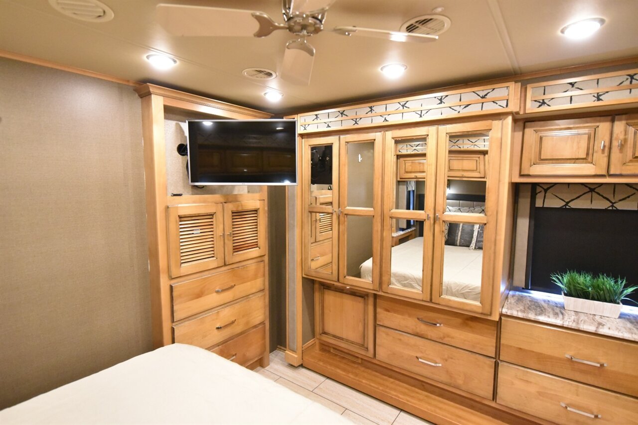 2019 Tiffin Allegro Open Road - Photo 74 - Orange, CA 92867