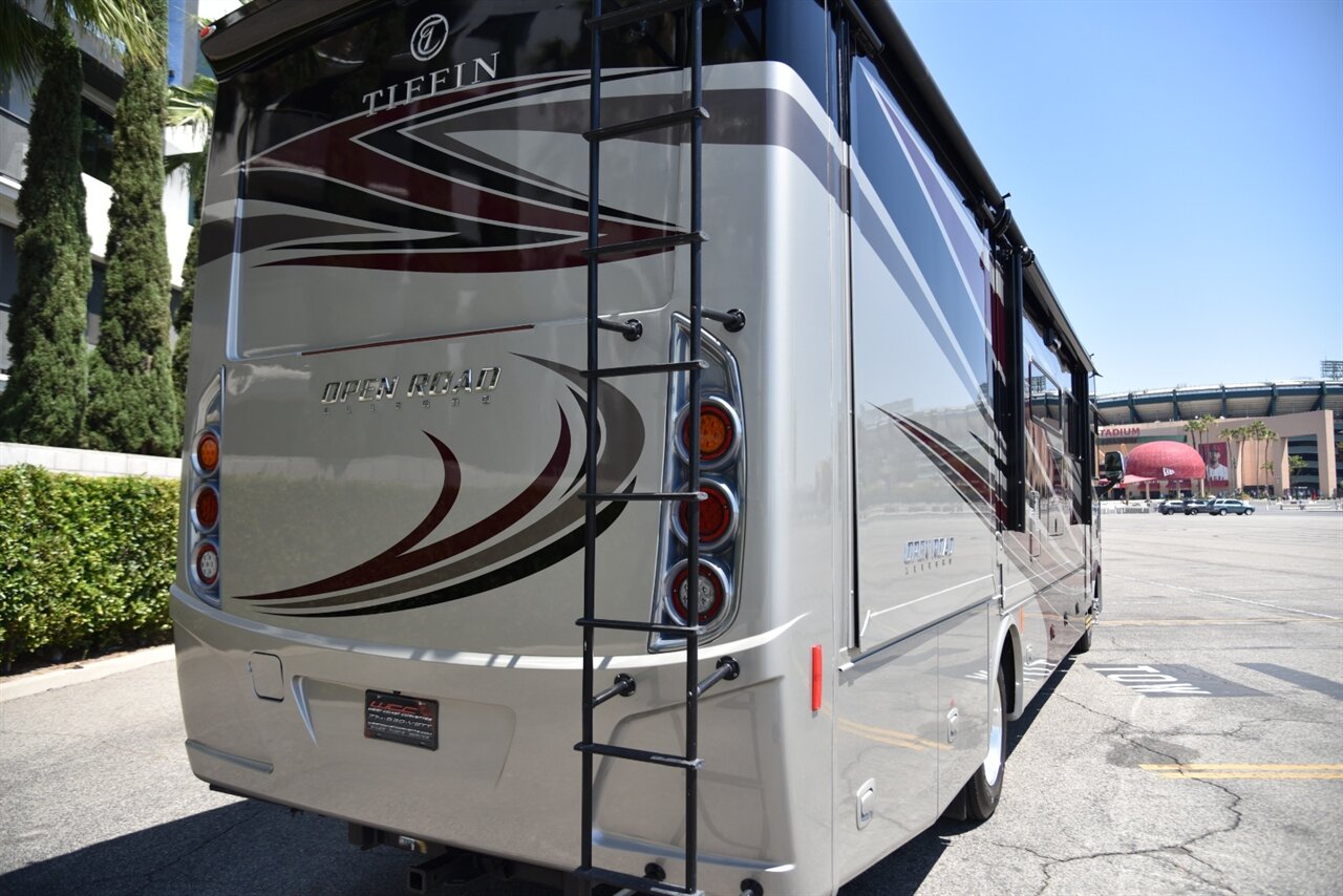 2019 Tiffin Allegro Open Road - Photo 12 - Orange, CA 92867