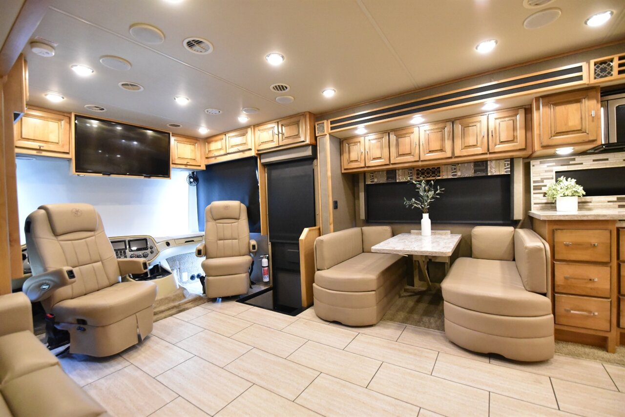 2019 Tiffin Allegro Open Road - Photo 56 - Orange, CA 92867