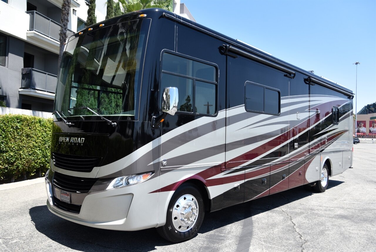 2019 Tiffin Allegro Open Road - Photo 15 - Orange, CA 92867