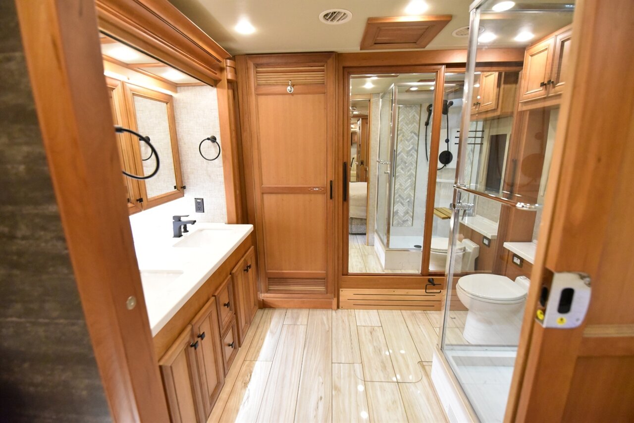 2023 Tiffin Allegro Bus 40ip   - Photo 66 - Orange, CA 92867