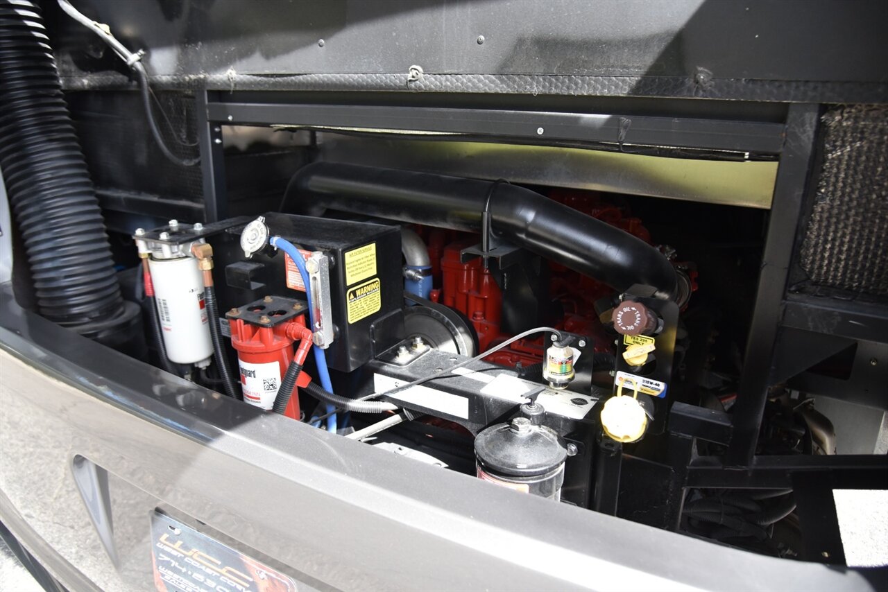 2023 Tiffin Allegro Bus 40ip   - Photo 25 - Orange, CA 92867