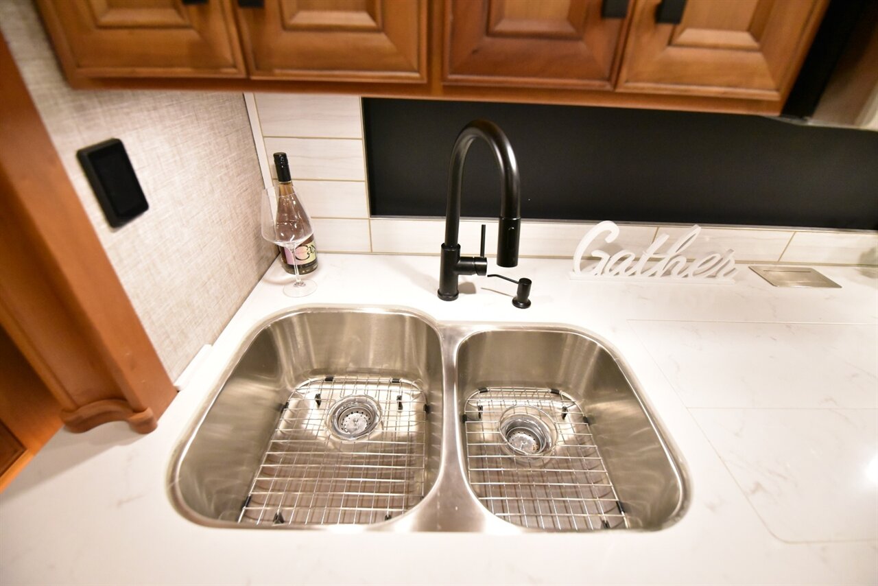 2023 Tiffin Allegro Bus 40ip   - Photo 55 - Orange, CA 92867