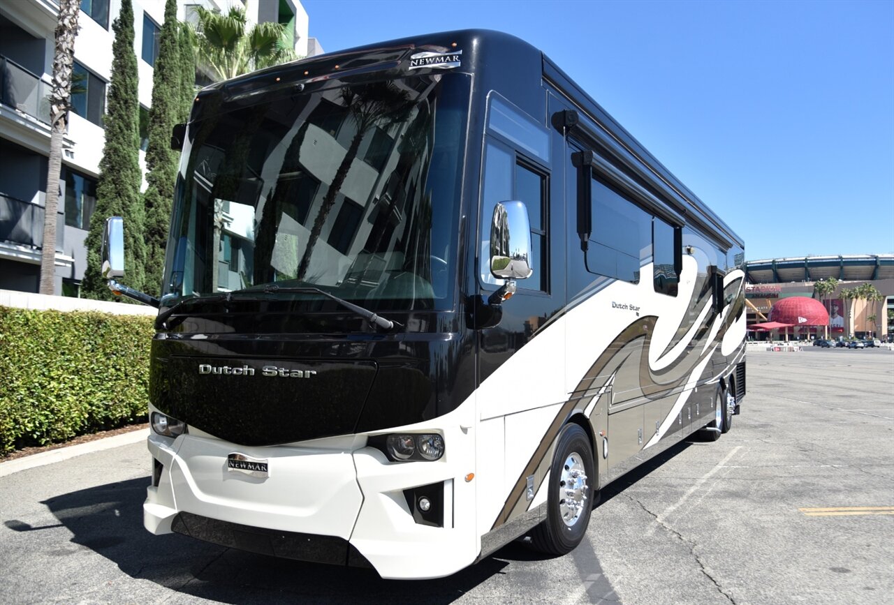 2020 Newmar Dutch Star 4328 - Photo 15 - Orange, CA 92867