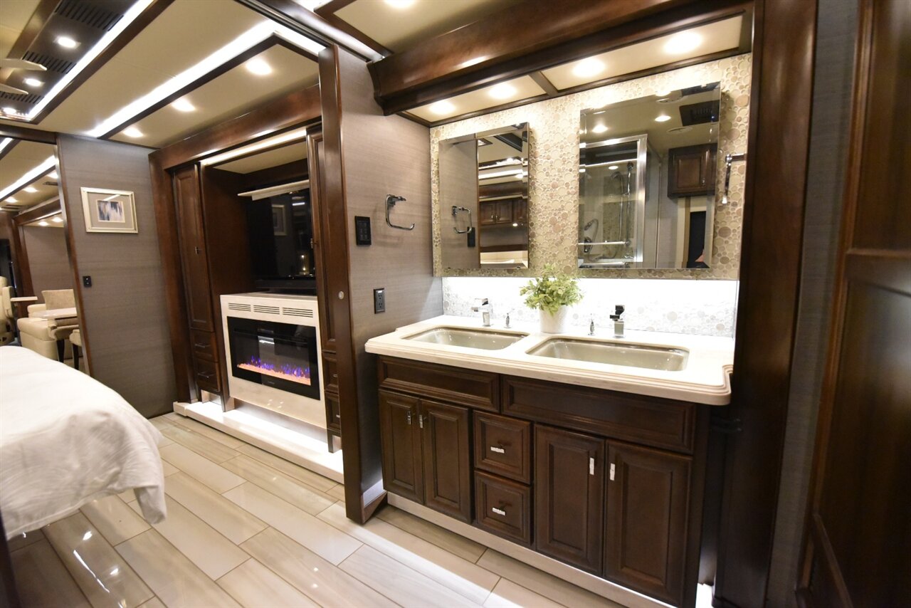2020 Tiffin Allegro bus 40ip - Photo 86 - Orange, CA 92867