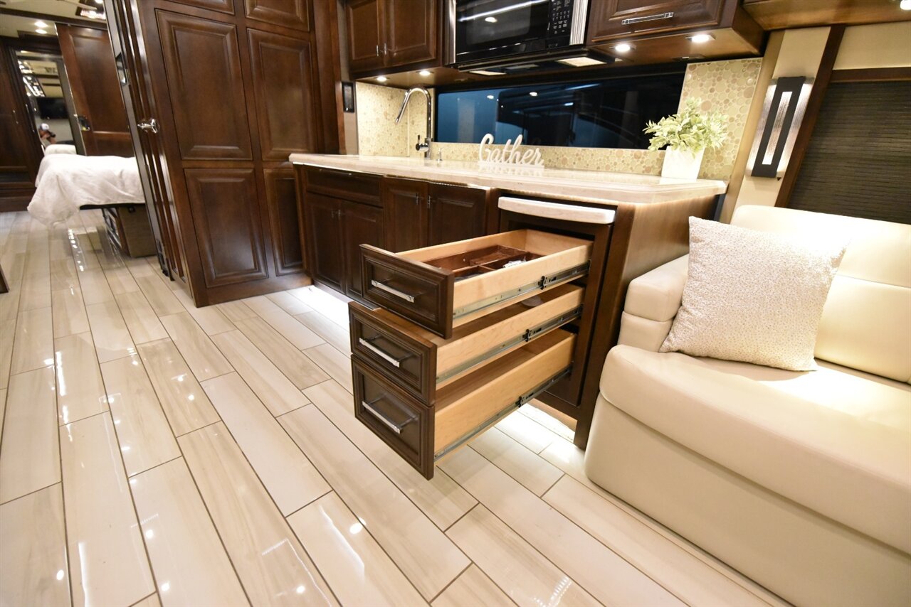 2020 Tiffin Allegro bus 40ip - Photo 59 - Orange, CA 92867