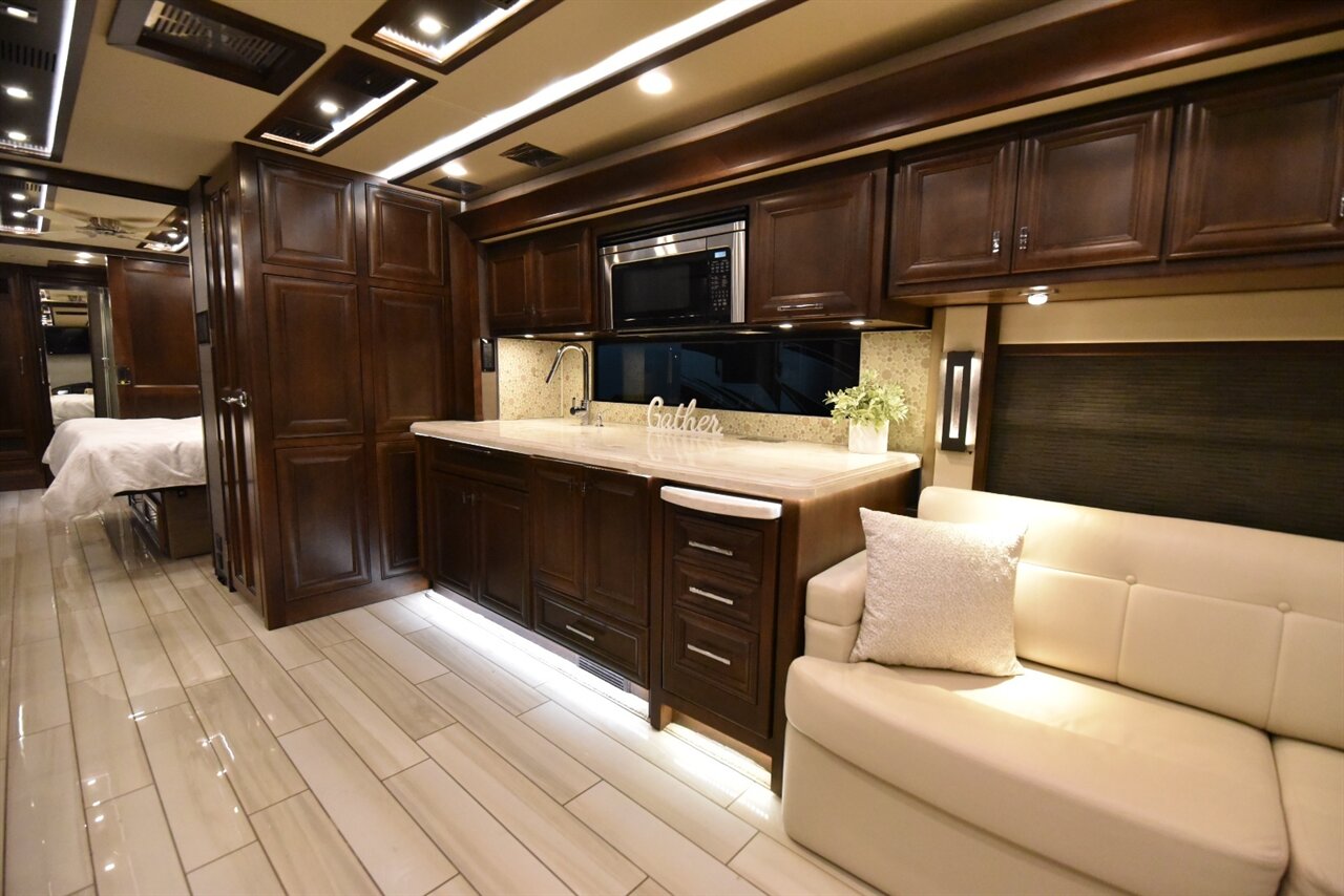 2020 Tiffin Allegro bus 40ip - Photo 53 - Orange, CA 92867