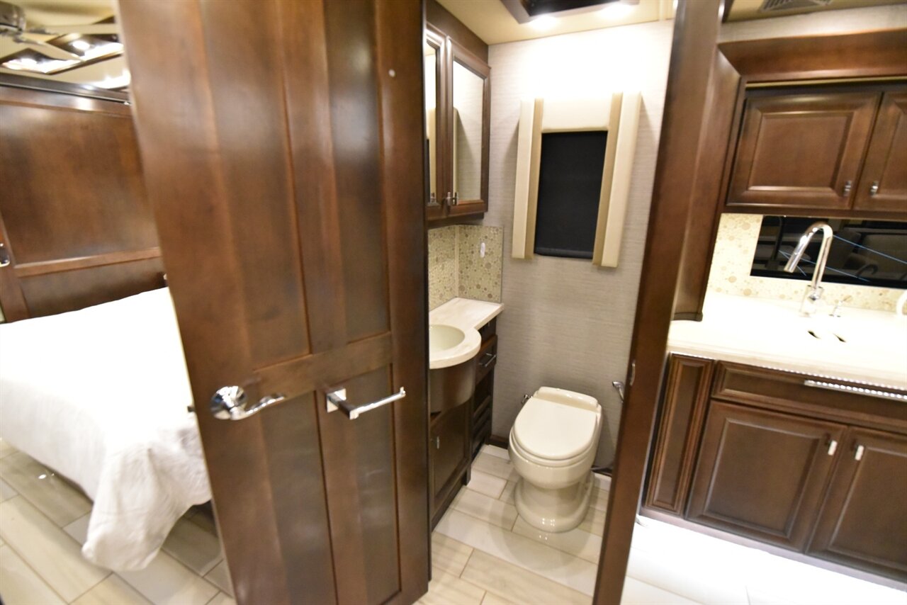 2020 Tiffin Allegro bus 40ip - Photo 69 - Orange, CA 92867