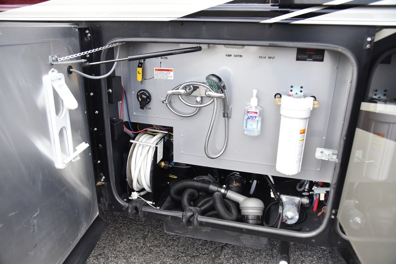 2022 Tiffin Allegro Bus 40IP   - Photo 35 - Orange, CA 92867