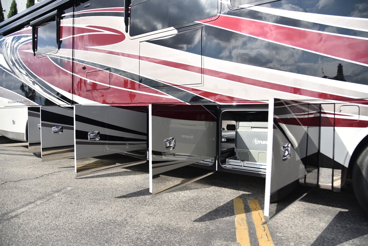 2022 Tiffin Allegro Bus 40IP   - Photo 11 - Orange, CA 92867