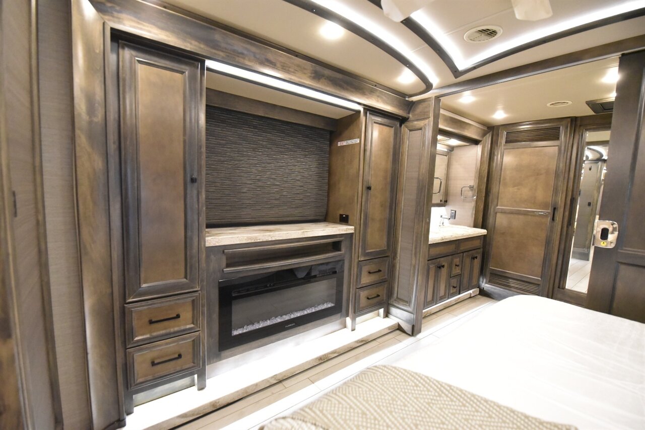 2022 Tiffin Allegro Bus 40IP   - Photo 61 - Orange, CA 92867