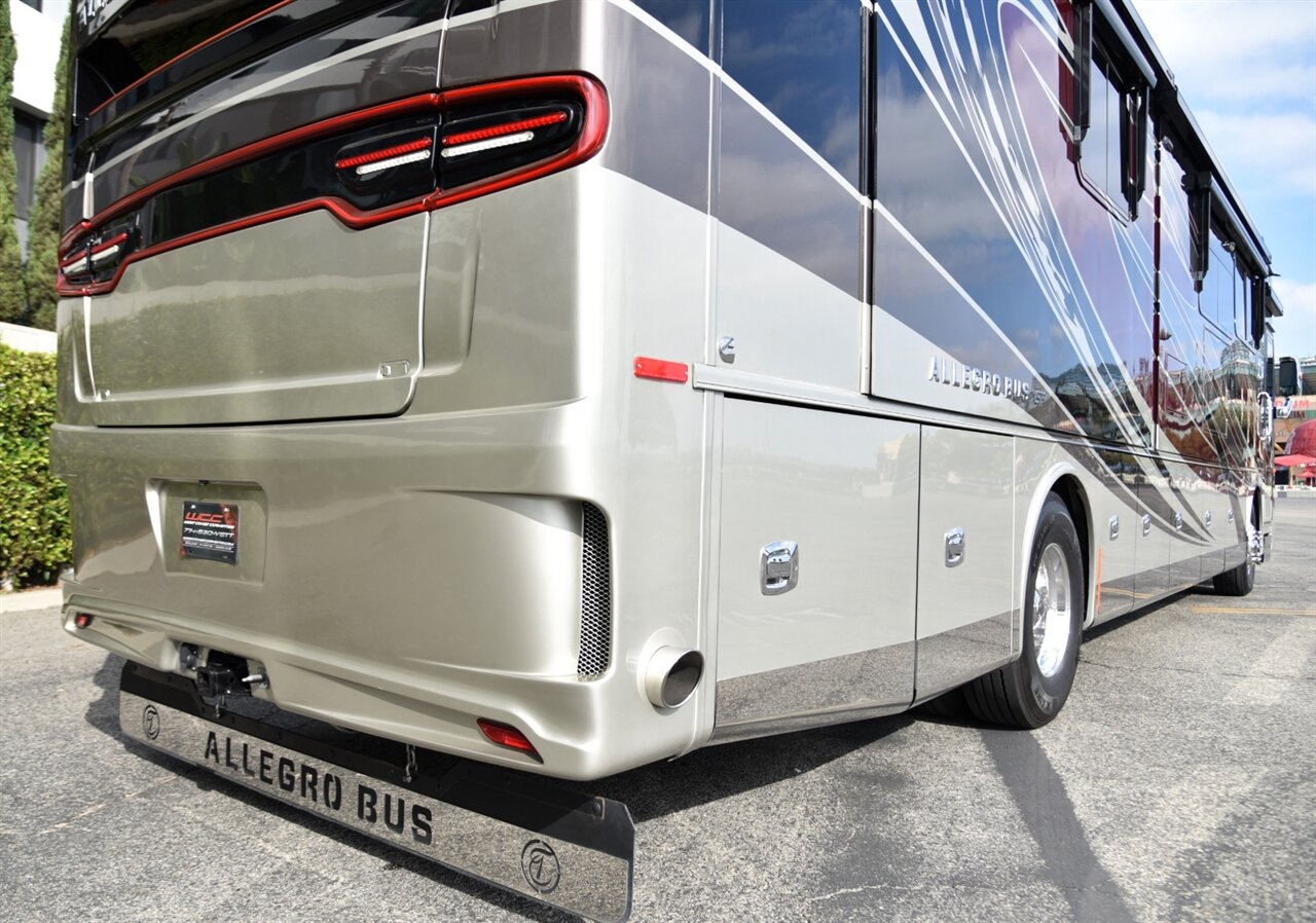 2022 Tiffin Allegro Bus 40IP   - Photo 8 - Orange, CA 92867