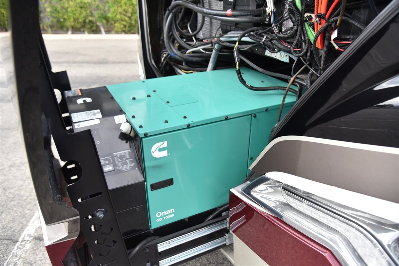 2022 Tiffin Allegro Bus 40IP   - Photo 40 - Orange, CA 92867