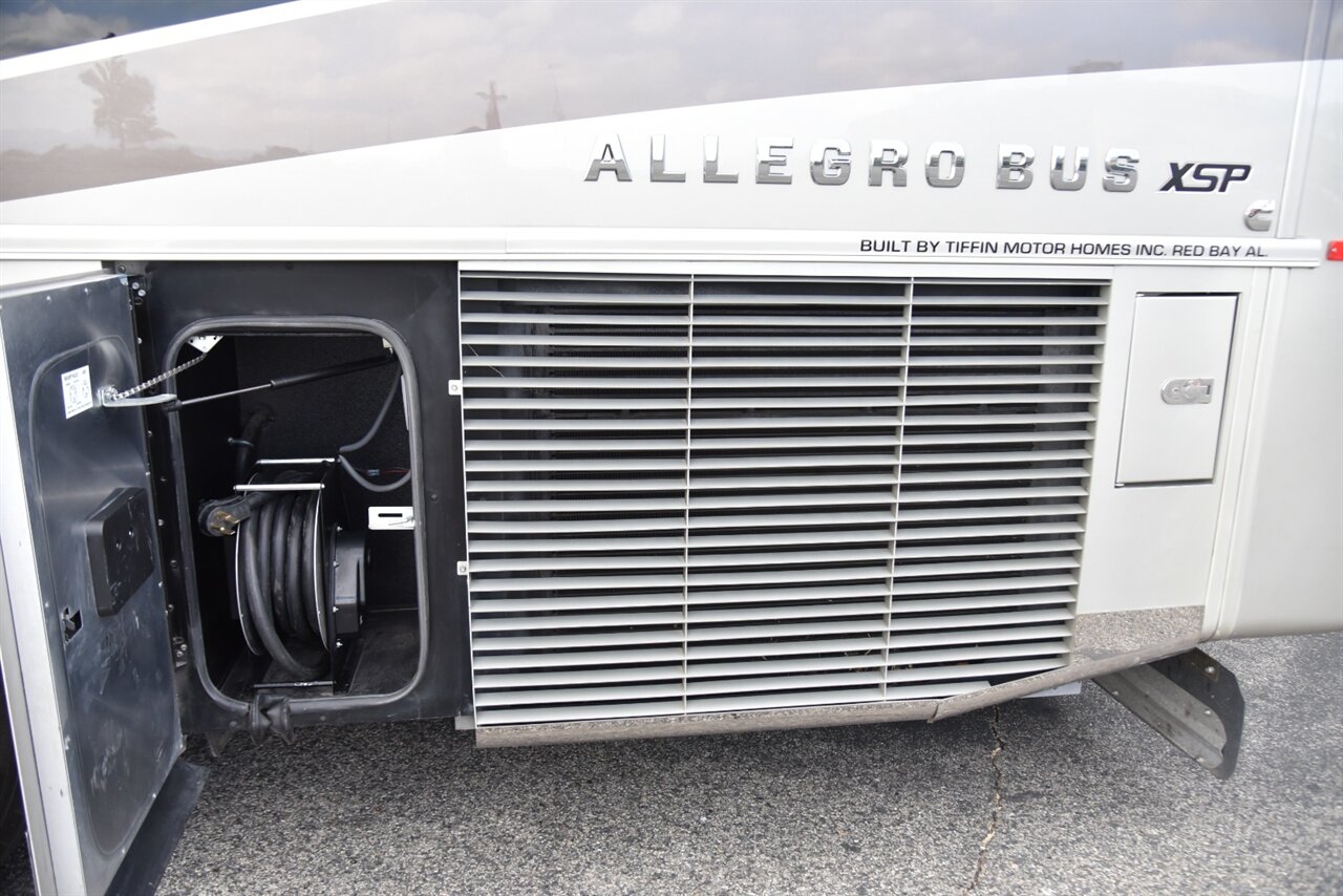 2022 Tiffin Allegro Bus 40IP   - Photo 37 - Orange, CA 92867