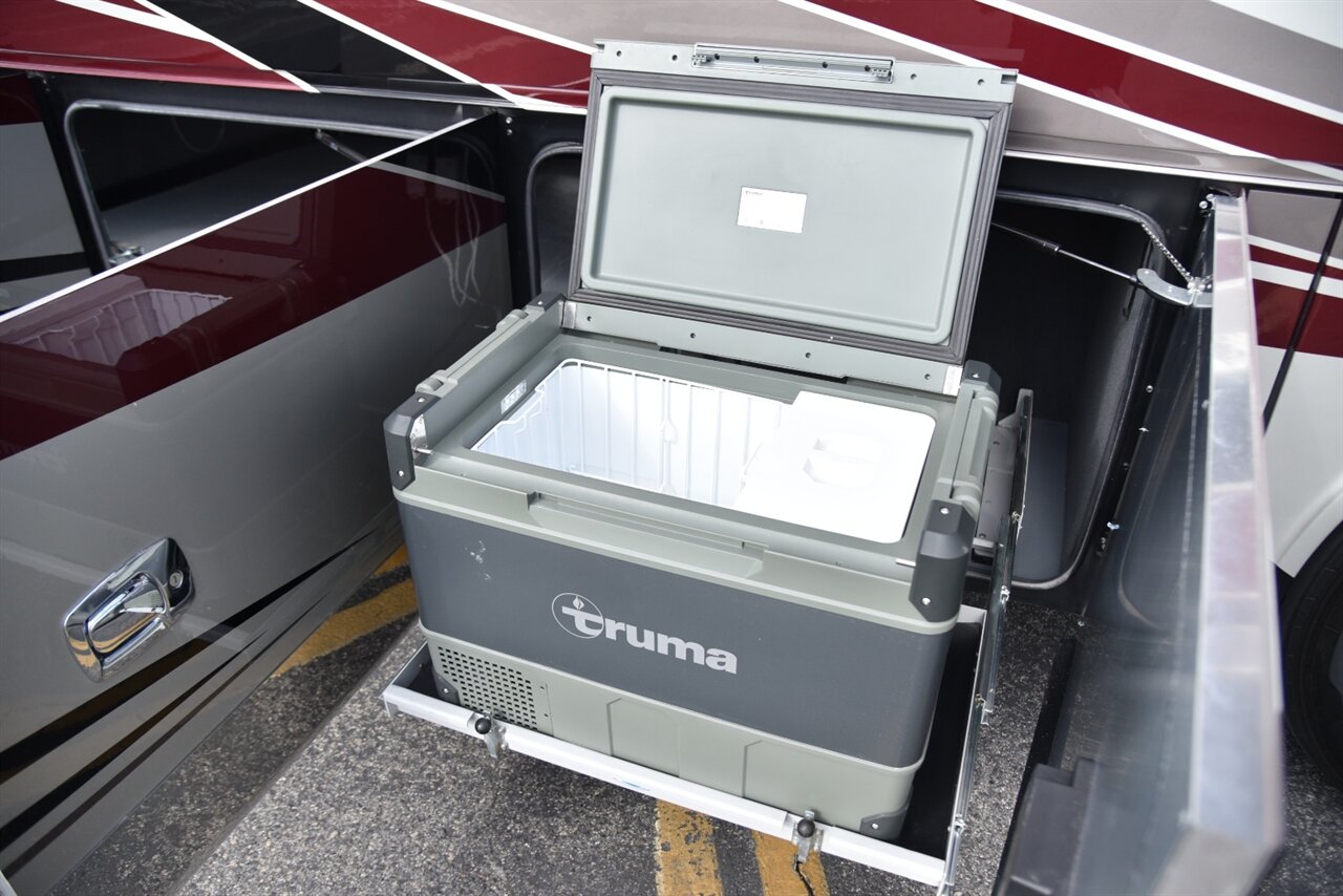 2022 Tiffin Allegro Bus 40IP   - Photo 14 - Orange, CA 92867