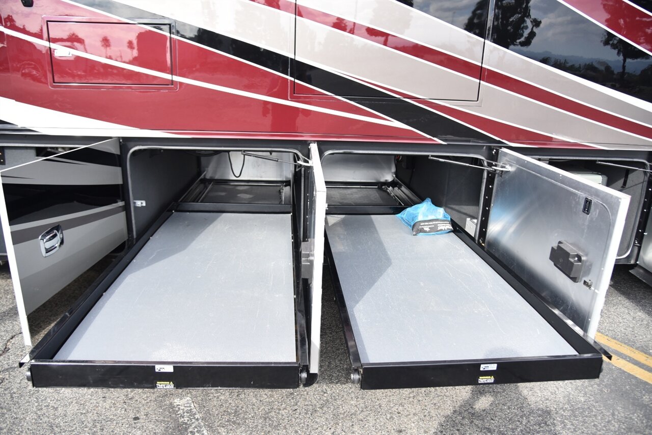 2022 Tiffin Allegro Bus 40IP   - Photo 15 - Orange, CA 92867