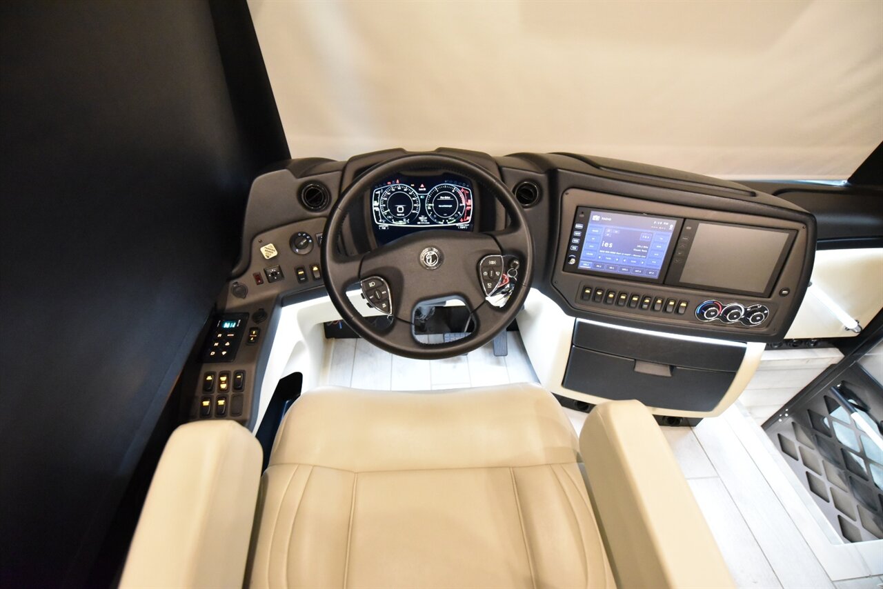 2022 Tiffin Allegro Bus 40IP   - Photo 75 - Orange, CA 92867