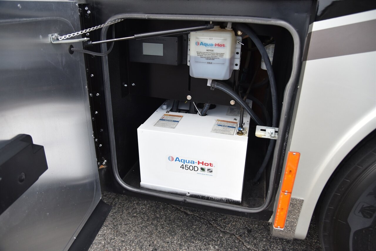 2022 Tiffin Allegro Bus 40IP   - Photo 36 - Orange, CA 92867