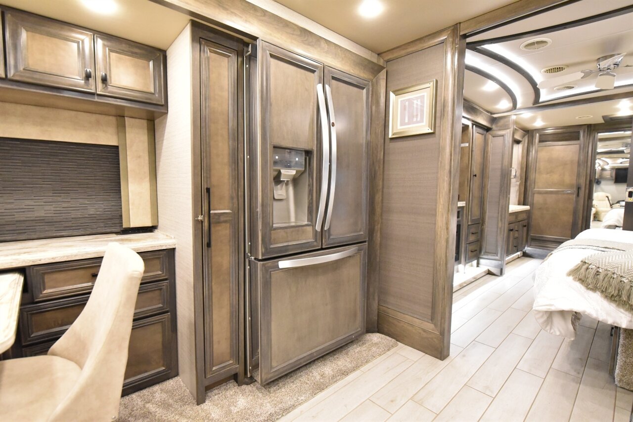 2022 Tiffin Allegro Bus 40IP   - Photo 54 - Orange, CA 92867